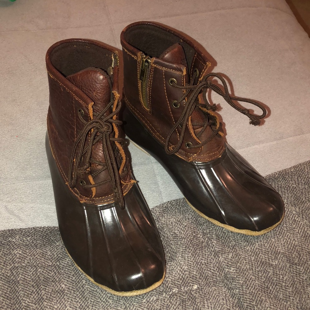 Sperry Saltwater Duckboot in Tan/Dark Brown Size 8
